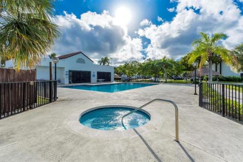 210 Lake Pointe Drive Oakland Park FL 33309