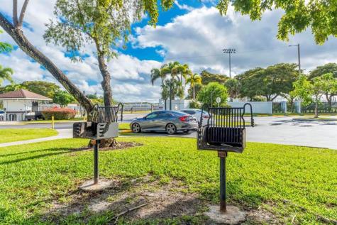 210 Lake Pointe Drive Oakland Park FL 33309