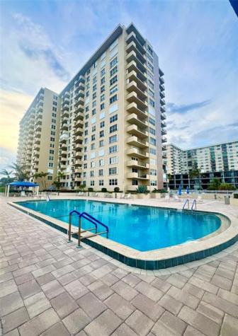 2000 S Ocean Boulevard Lauderdale By The Sea FL 33062