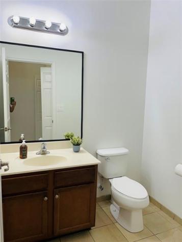 3202 NW 31 Terrace Oakland Park FL 33309