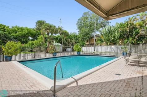 615 NE 12th Avenue Fort Lauderdale FL 33304