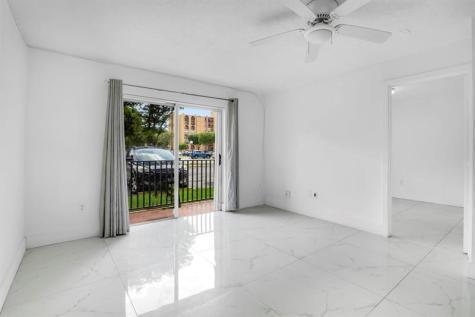 4805 NW 7th Street Miami FL 33126