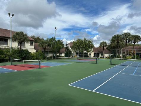 3024 Lucerne Park Drive Greenacres FL 33467