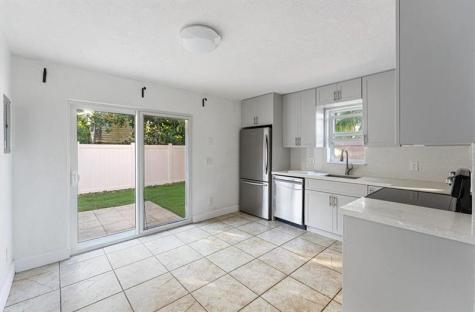 1131 N Andrews Avenue Fort Lauderdale FL 33311