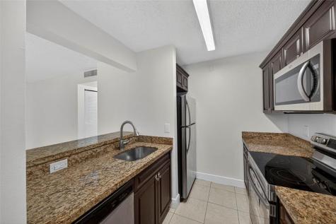 913 Meadows Circle Boynton Beach FL 33436