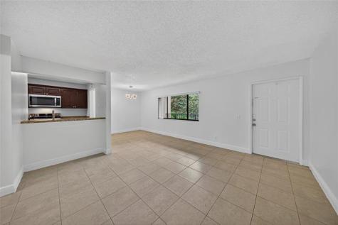 913 Meadows Circle Boynton Beach FL 33436