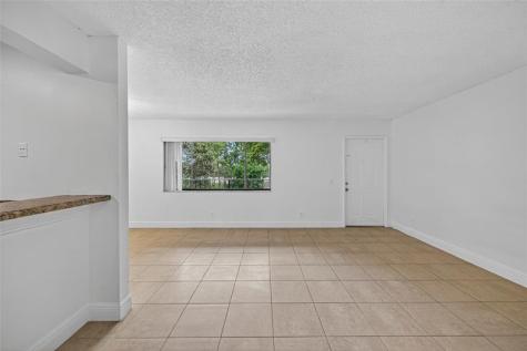 913 Meadows Circle Boynton Beach FL 33436