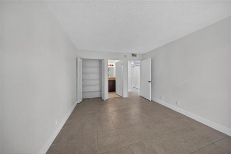913 Meadows Circle Boynton Beach FL 33436