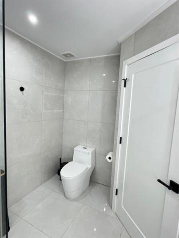8455 NW 190th Terrace Hialeah FL 33015