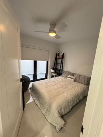 8455 NW 190th Terrace Hialeah FL 33015