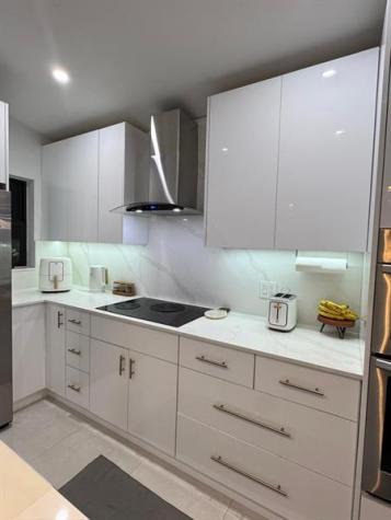8455 NW 190th Terrace Hialeah FL 33015