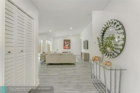 16643 Redwood Way Weston FL 33326