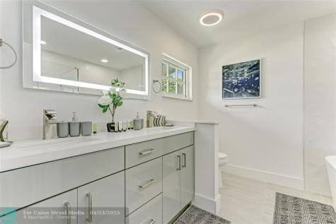 16643 Redwood Way Weston FL 33326