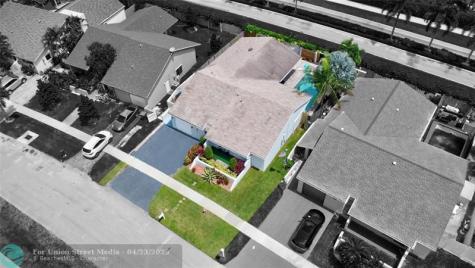 16643 Redwood Way Weston FL 33326