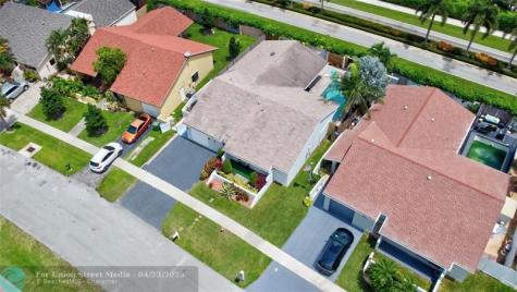 16643 Redwood Way Weston FL 33326