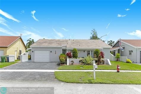 16643 Redwood Way Weston FL 33326