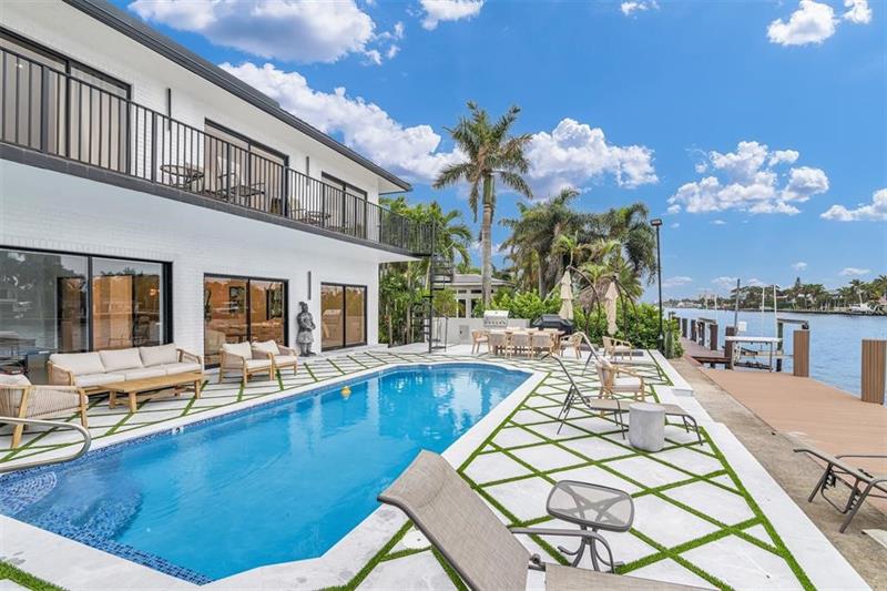 319 S Riverside Drive Pompano Beach FL 33062