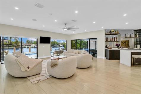 319 S Riverside Drive Pompano Beach FL 33062