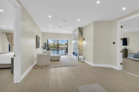 319 S Riverside Drive Pompano Beach FL 33062