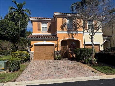 12457 Emerald Creek Manor Plantation FL 33325