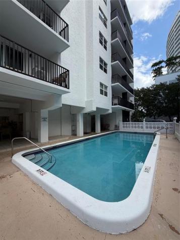 3000 Riomar Street Fort Lauderdale FL 33304