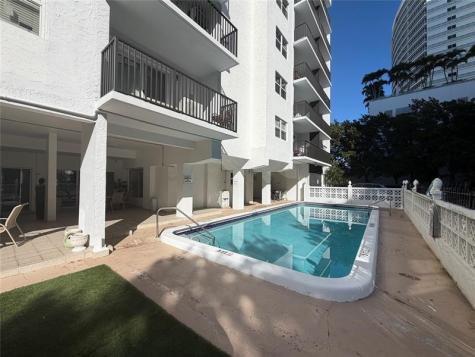 3000 Riomar Street Fort Lauderdale FL 33304