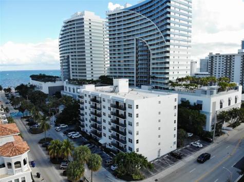 3000 Riomar Street Fort Lauderdale FL 33304