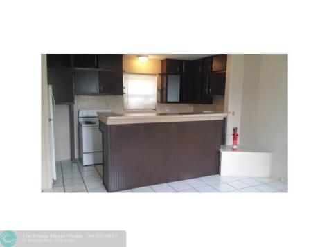 1840 Lincoln Hollywood FL 33020