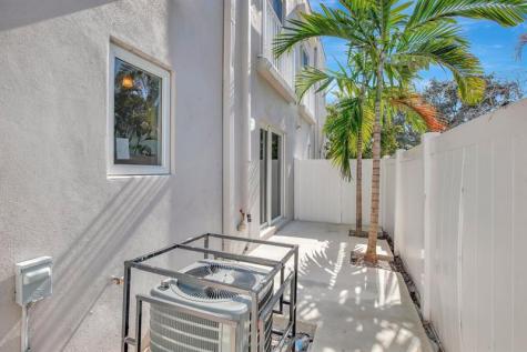 1104 S 20th Avenue Hollywood FL 33020
