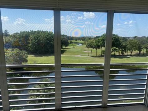 3510 Oaks Way Pompano Beach FL 33069