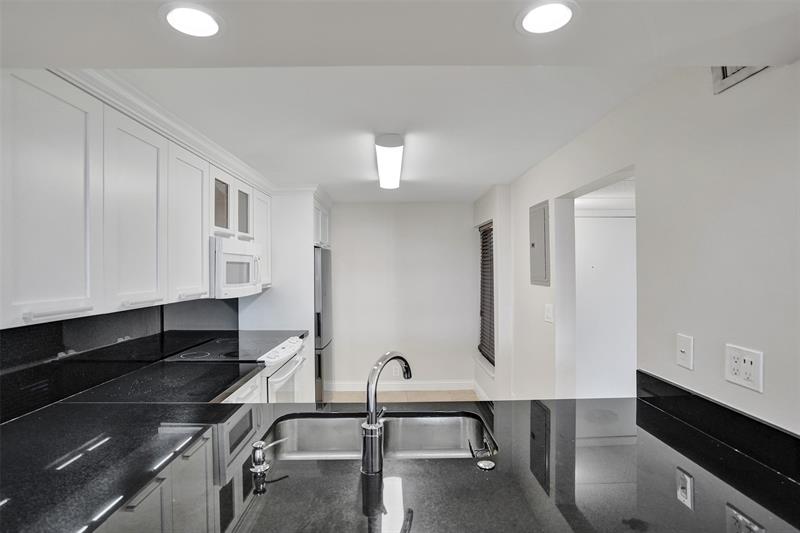 4 Royal Palm Way Boca Raton FL 33432