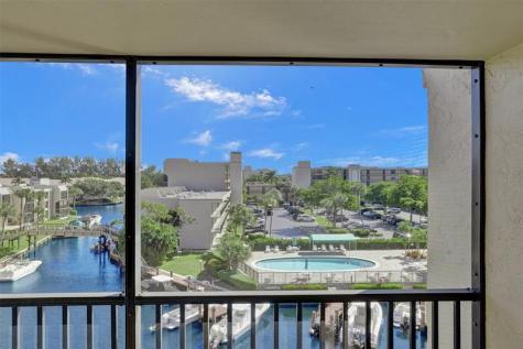 4 Royal Palm Way Boca Raton FL 33432
