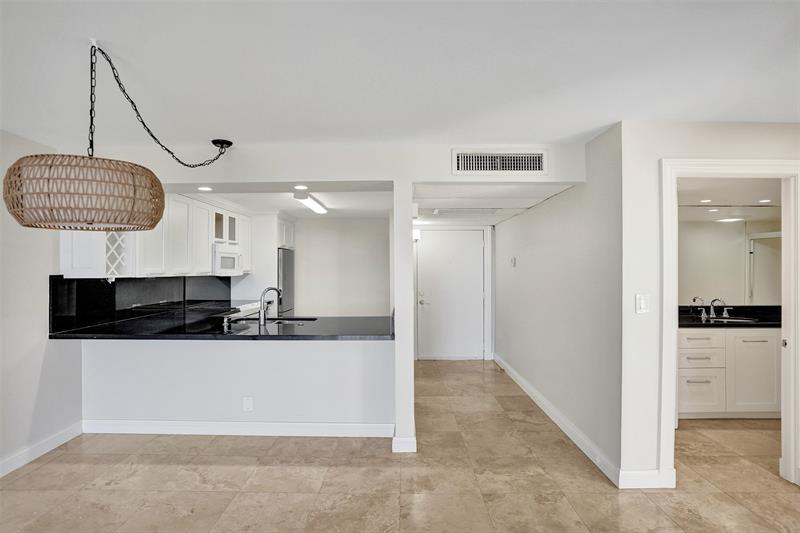 4 Royal Palm Way Boca Raton FL 33432