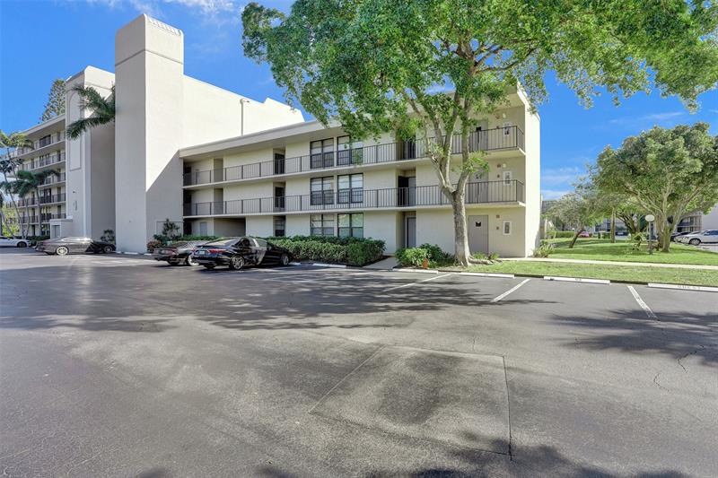 4 Royal Palm Way Boca Raton FL 33432