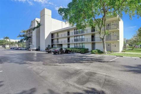 4 Royal Palm Way Boca Raton FL 33432