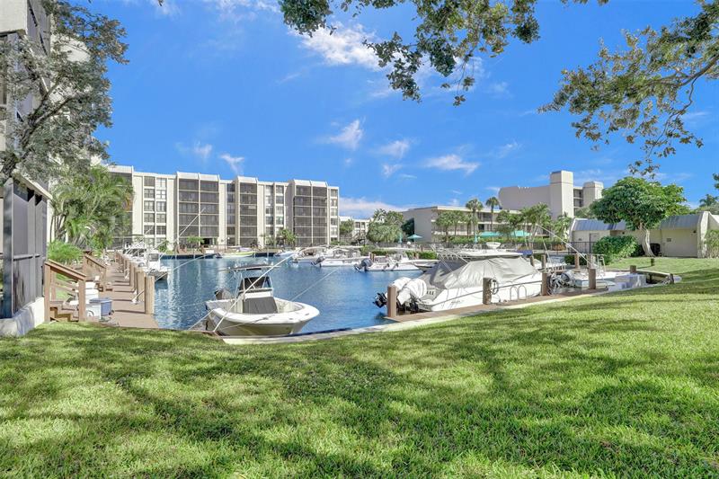 4 Royal Palm Way Boca Raton FL 33432