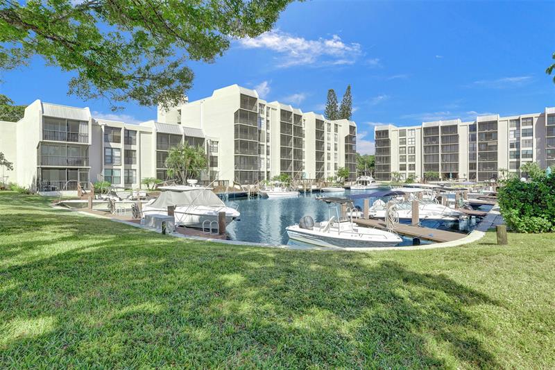 4 Royal Palm Way Boca Raton FL 33432
