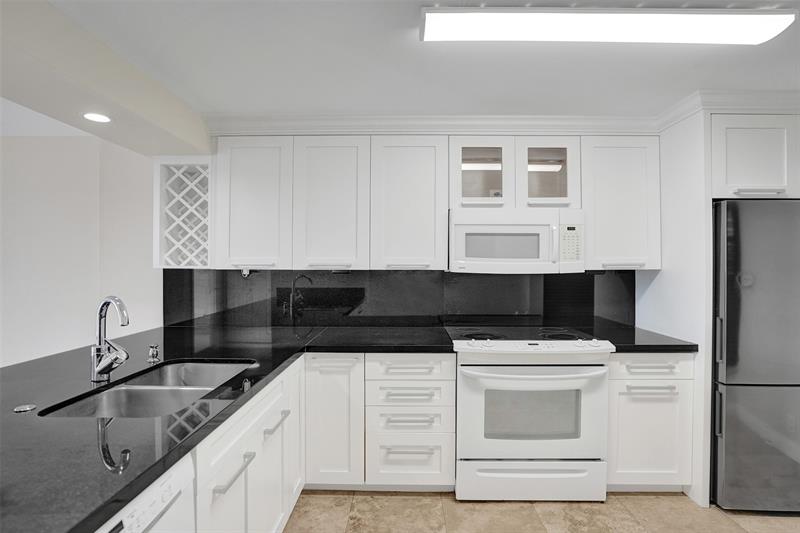 4 Royal Palm Way Boca Raton FL 33432