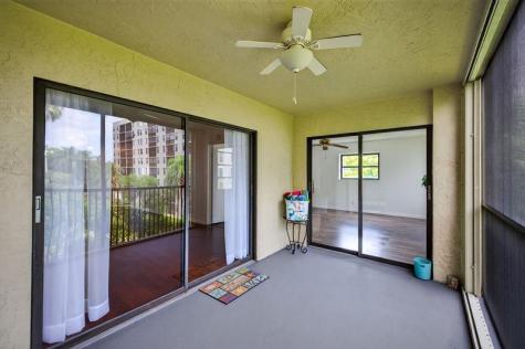 2112 S Cypress Bend Drive Pompano Beach FL 33069