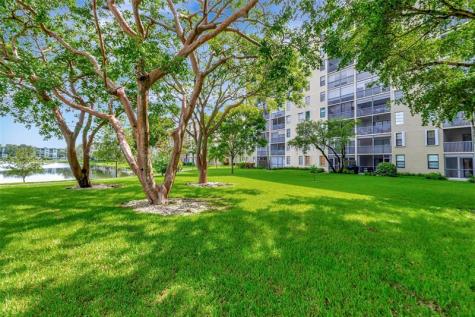 2112 S Cypress Bend Drive Pompano Beach FL 33069
