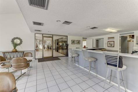 2112 S Cypress Bend Drive Pompano Beach FL 33069