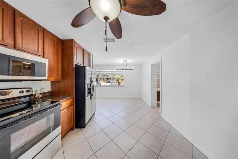 5921 NE 1st Avenue Oakland Park FL 33334
