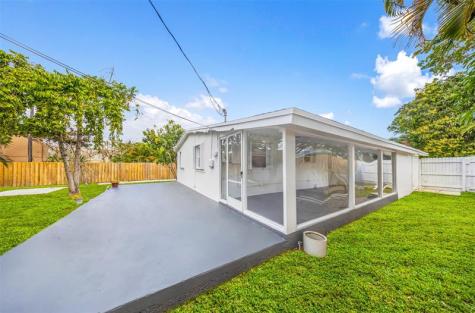 5921 NE 1st Avenue Oakland Park FL 33334
