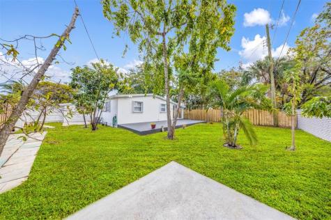 5921 NE 1st Avenue Oakland Park FL 33334