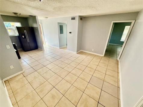 7480 10TH Court North Lauderdale FL 33068