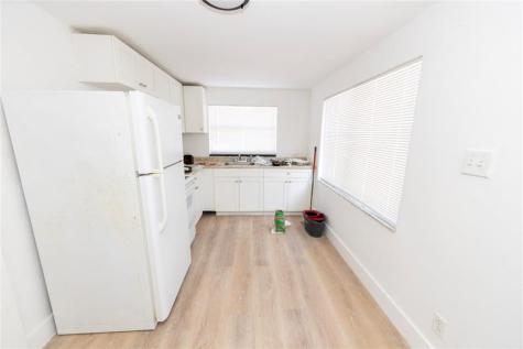 2510 NE 3rd Avenue Pompano Beach FL 33064