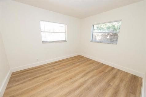 2510 NE 3rd Avenue Pompano Beach FL 33064