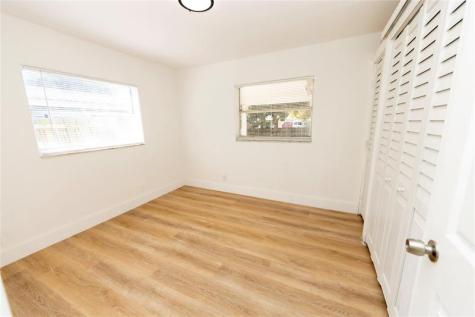 2510 NE 3rd Avenue Pompano Beach FL 33064