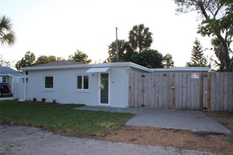 522 SE 20th Court Boynton Beach FL 33435