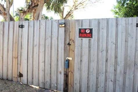 522 SE 20th Court Boynton Beach FL 33435